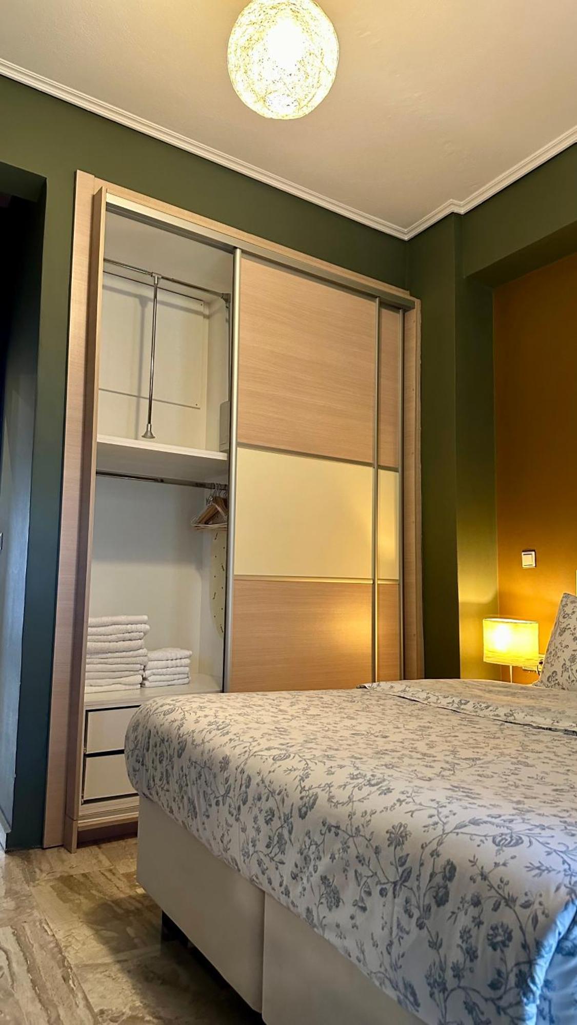 Luxury With Sauna And Free Parking Near Acropolis Athens Exterior photo